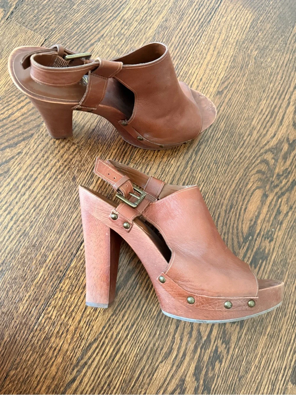 Vintage Ralph Lauren - Women's Brown Leather High Heel Clog Sandals